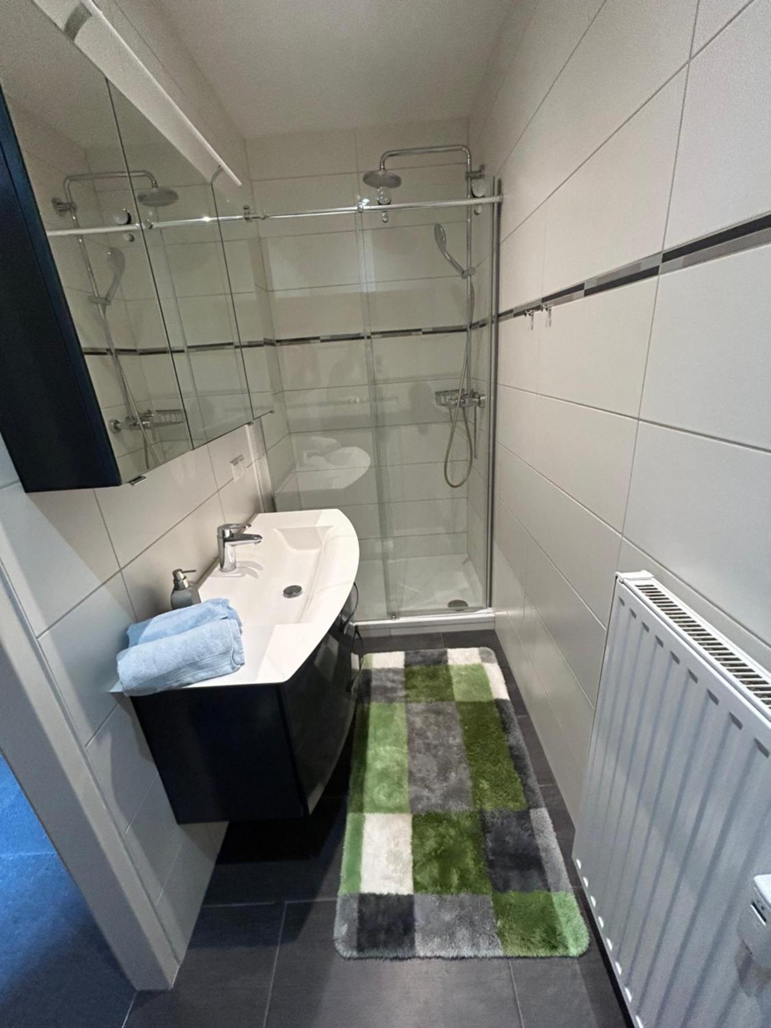 Grosse Ferienwohnung クラーゲンフルト エクステリア 写真